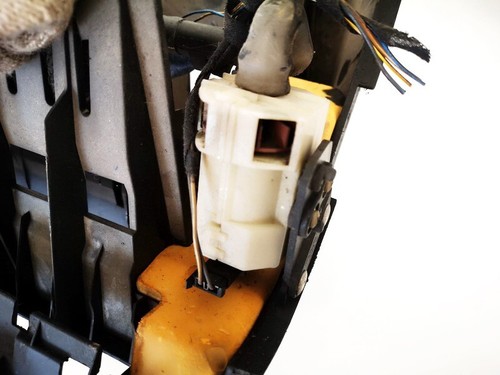 Audi A3 1998 ECU Module Engine Cooling Fan Motor 8l1820520, Genuin #1438302-73