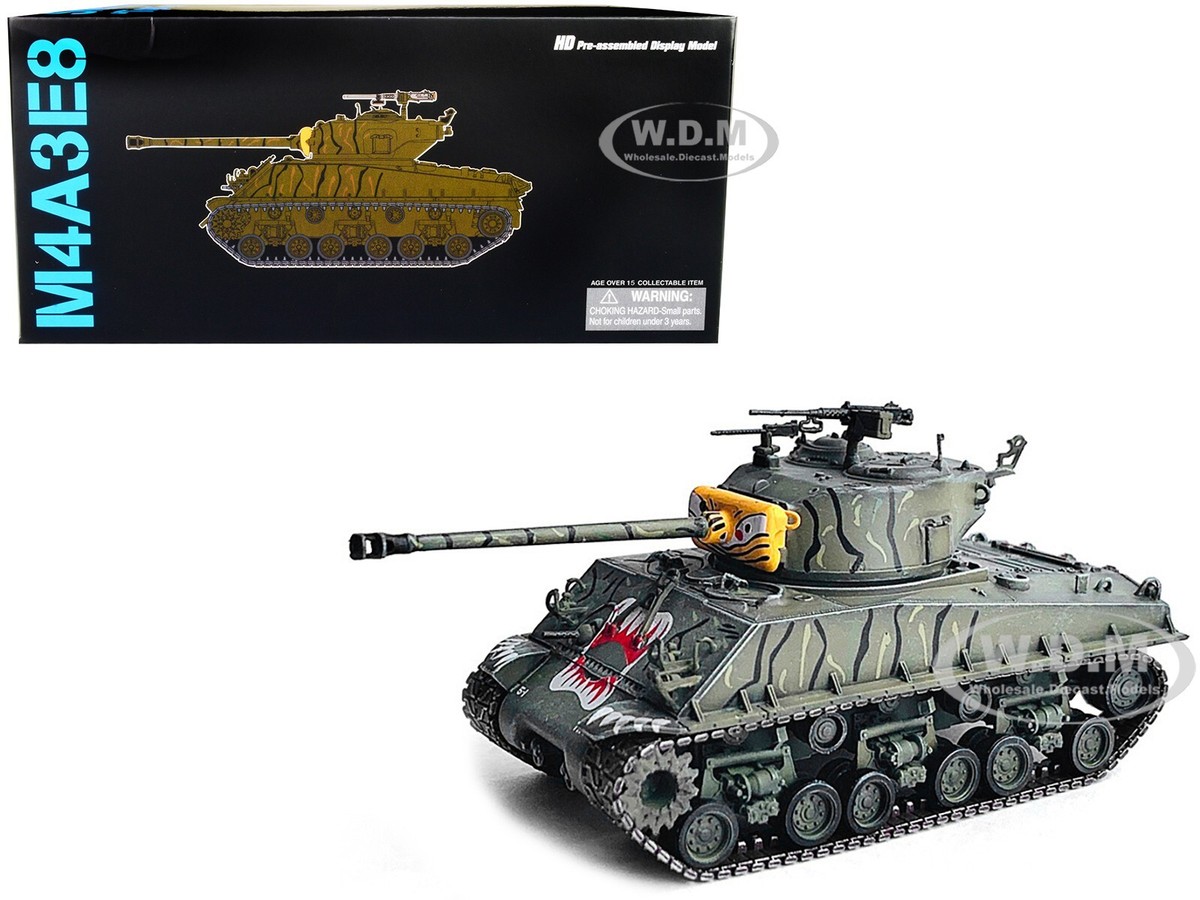 US M4A3E8 SHERMAN 