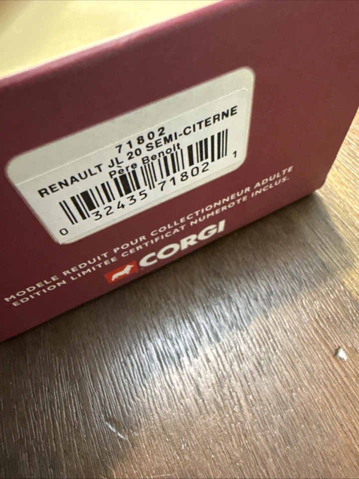 Corgi Heritage Renault JL 20 Semi-Citerne Pere Benoit, 1:50, 71802 - Image 2 of 4