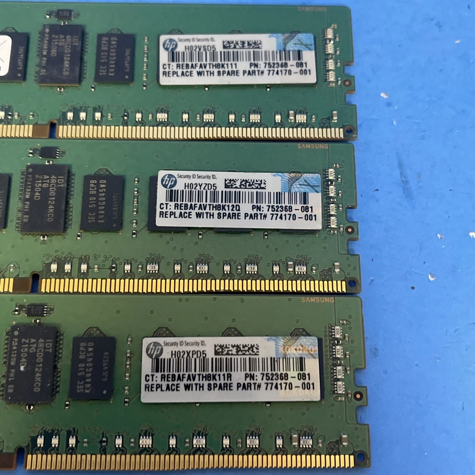 Memoria RAM 24 GB (8 GBX3) M393A1G40DB0-CPB0Q Samsung 8 GB PC4-17000 DR4-2133 MHZ Foto 3 de 3