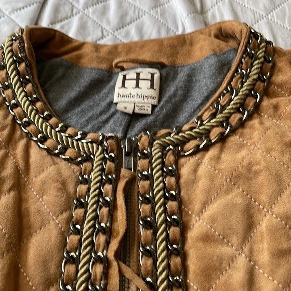 Chaqueta para mujer Haute Hippie acolchada de gamuza con ribete de cadena - camel - pequeña Foto 4 de 4