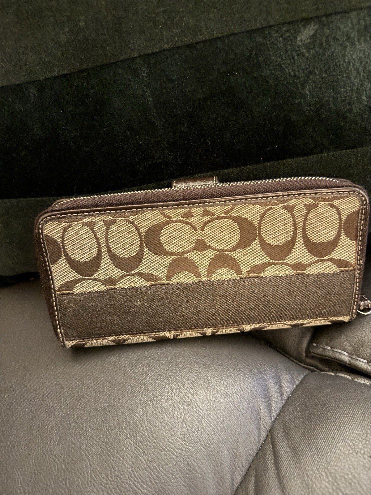 Coach bundle - image 9