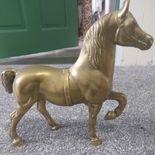 VINTAGE MID CENTURY SOLID BRASS HORSE STATUE 9 inch long x 8.5 inch tall