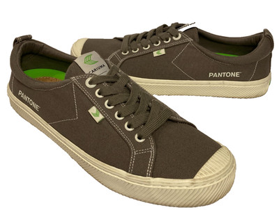 Cariuma Pantone Unisex Gray Canvas Sneakers (Men's Size 10 /Women's Size 11.5)