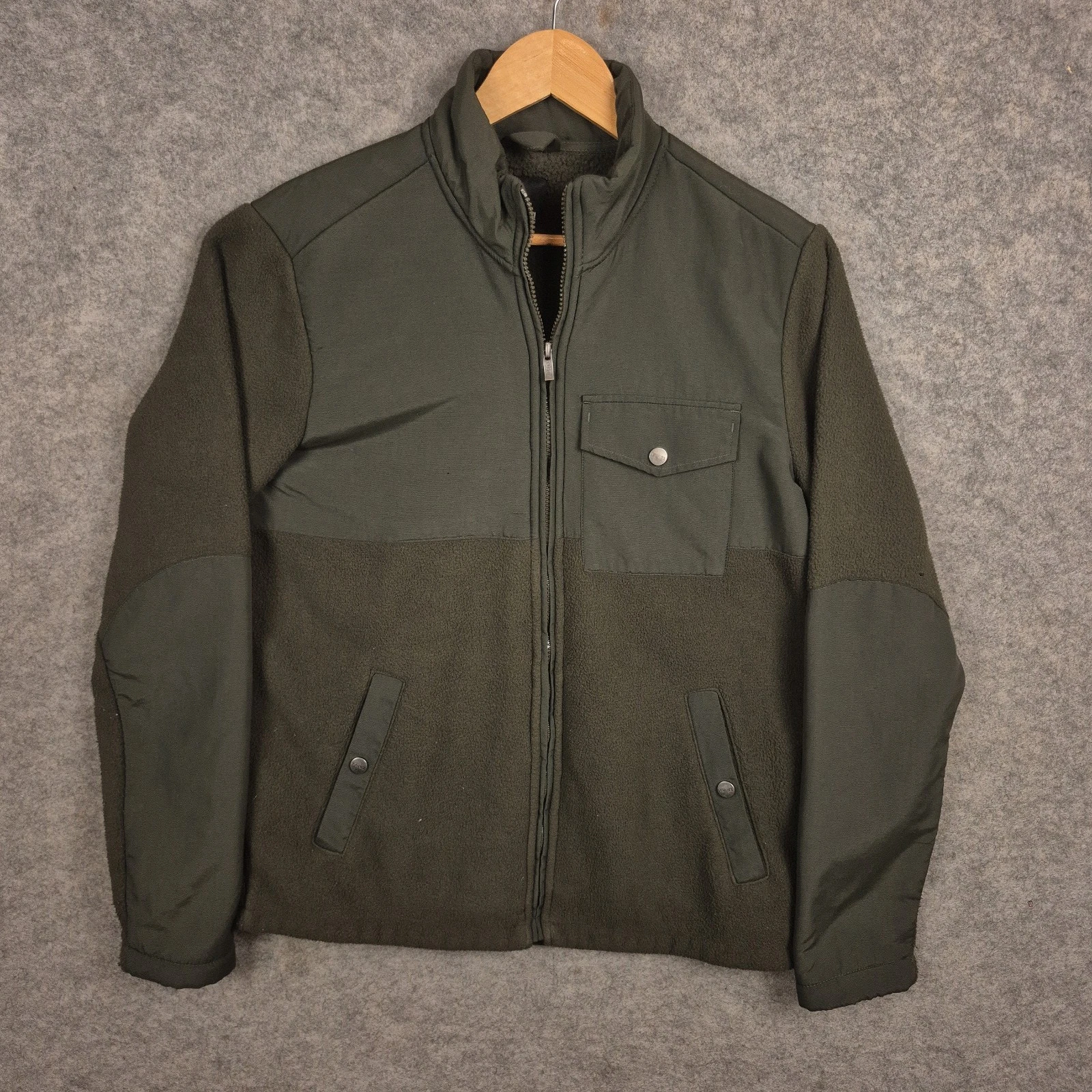 Vuori Morrow Sherpa Jacket Mens M Dark Green Full Zip Pockets Athleisure V537 image 1