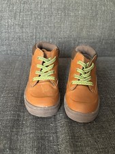 OshKosh B gosh Toddler Brown Lace-Up Boots Size 6M Good Condition