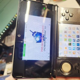 3DS Cosmo Black Handheld System CTR-001 W/GAMES - TESTED