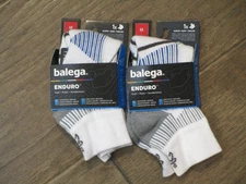 2 PAIRS BALEGA ENDURO WHITE QUARTER SOCKS  SIZE MEDIUM  NEW