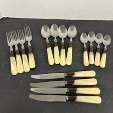 16pc ALAIN SAINT-JOANIS Style Marble Plastic Handle  4 Piece Place Flatware