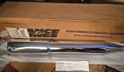 Harley Davidson FLTR Road Glide 2010 Auspuff Vance & Hines Twin Slash...
