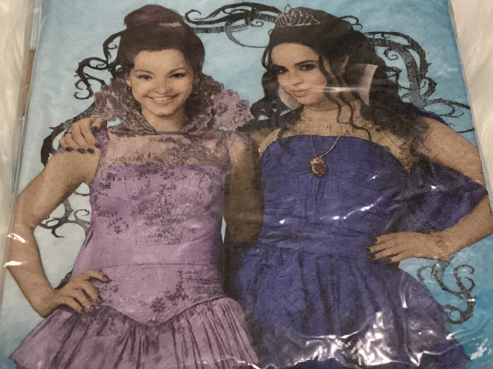 4 x Descendant Disney Party Supplies Paper Lunch Napkins 64 Total - Image 2 of 4