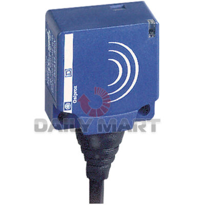 New Schneider XS7E1A1PAL2 PNP Block Inductive Proximity Sensor 12~24VDC IP68 1PC