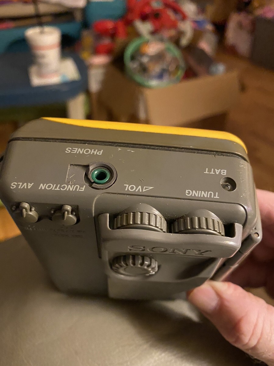 [美メンテ済]ソニーカセットウォークマン sonysports WM-FS191 美メンテ済]ソニーカセットウォークマン sonysports WM-FS191