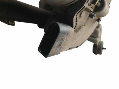 5M0955024E wischermotor vorne at VOLKSWAGEN GOLF PLUS 5M1 HIGHLINE 2004 266444