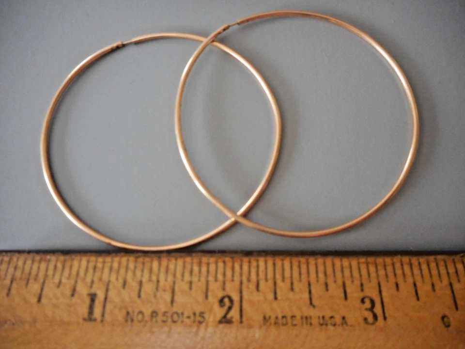 10K Solid Yellow Gold Endless Round Large Hoop 55mm Vintage Estate Earrings - Imagem 4 de 4