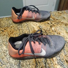Kobe 11  Easter 822945-078 Size 5Y Nice! Bask...