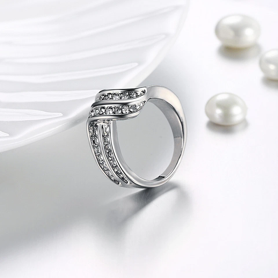 Alianza de compromiso de mujer enchapada en platino micro pavé circonita cúbica cistal #DR176 Foto 3 de 4