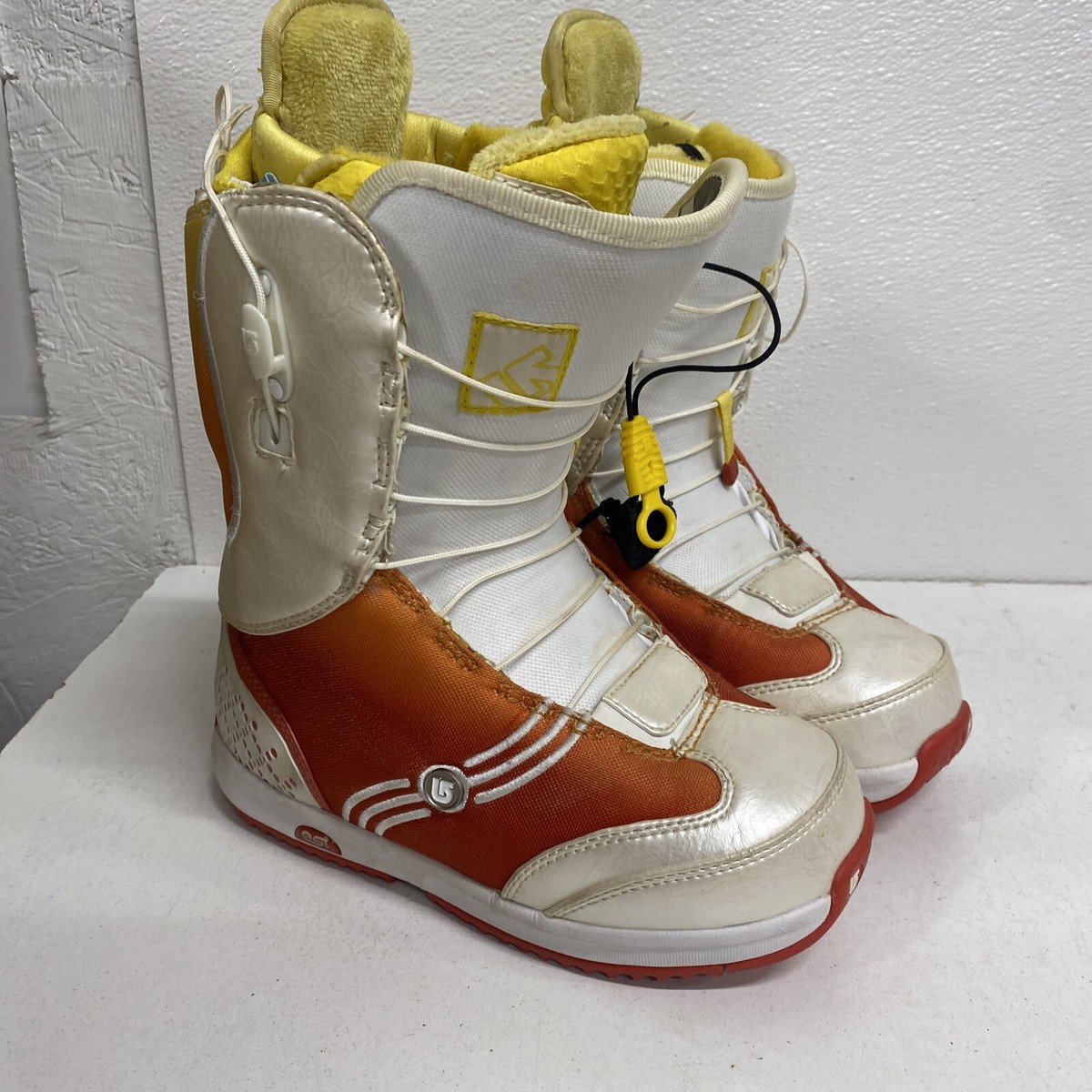 Burton Axel Women's Size 4 Cable Tie Snowboard Boots Orange Red