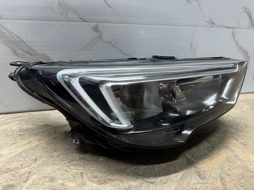 Vauxhall Crossland 2017-2021 HALOGEN Headlight Driver Side - Picture 5 of 8