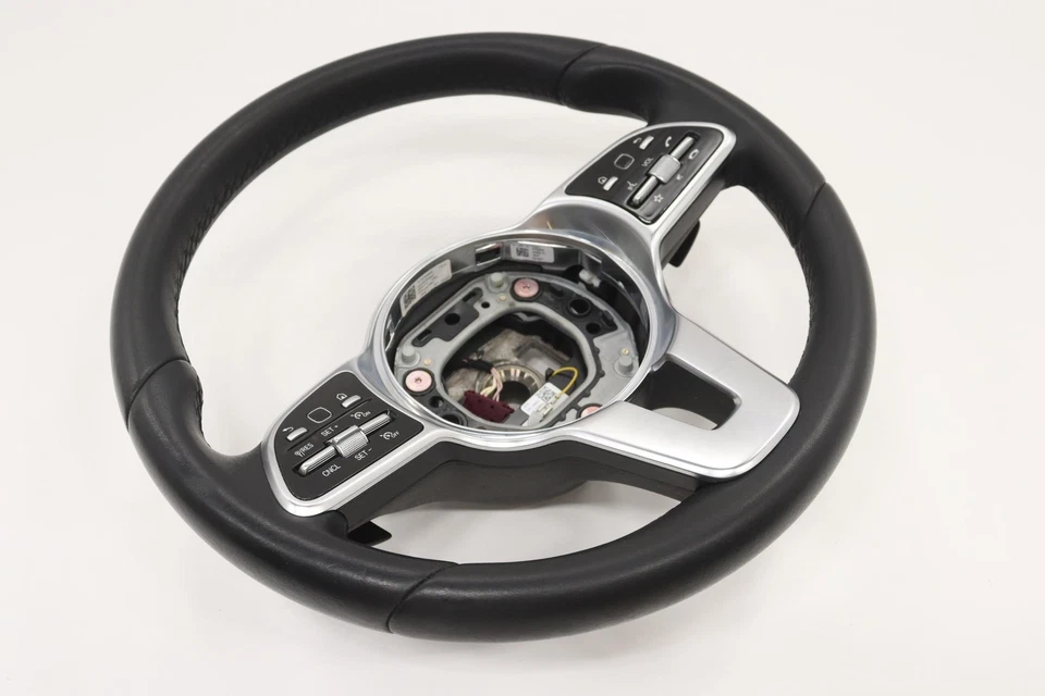 2021 - 2023 MERCEDES GLA250 H247 STEERING WHEEL W/ SWITCH BUTTON OEM A0040053699 - Image 2 of 4