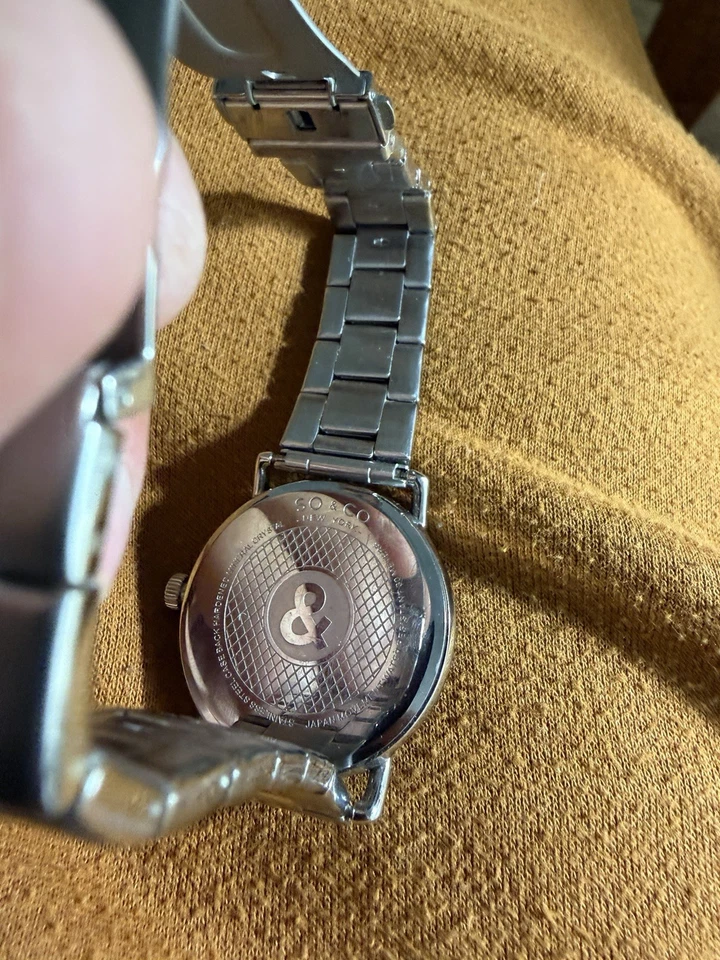 Movado Men's 606337 Classic Silver/Black Stainless Steel Watch - Image 3 of 4