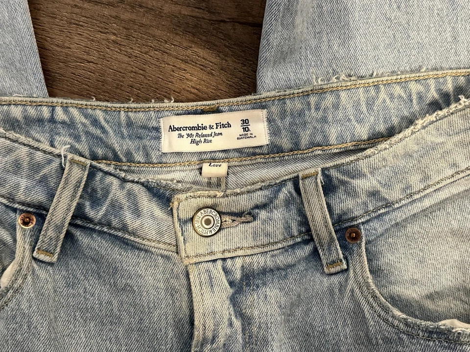 Abercrombie & Fitch High Rise 90s Relaxed Jeans Curve Love - Image 3 of 4