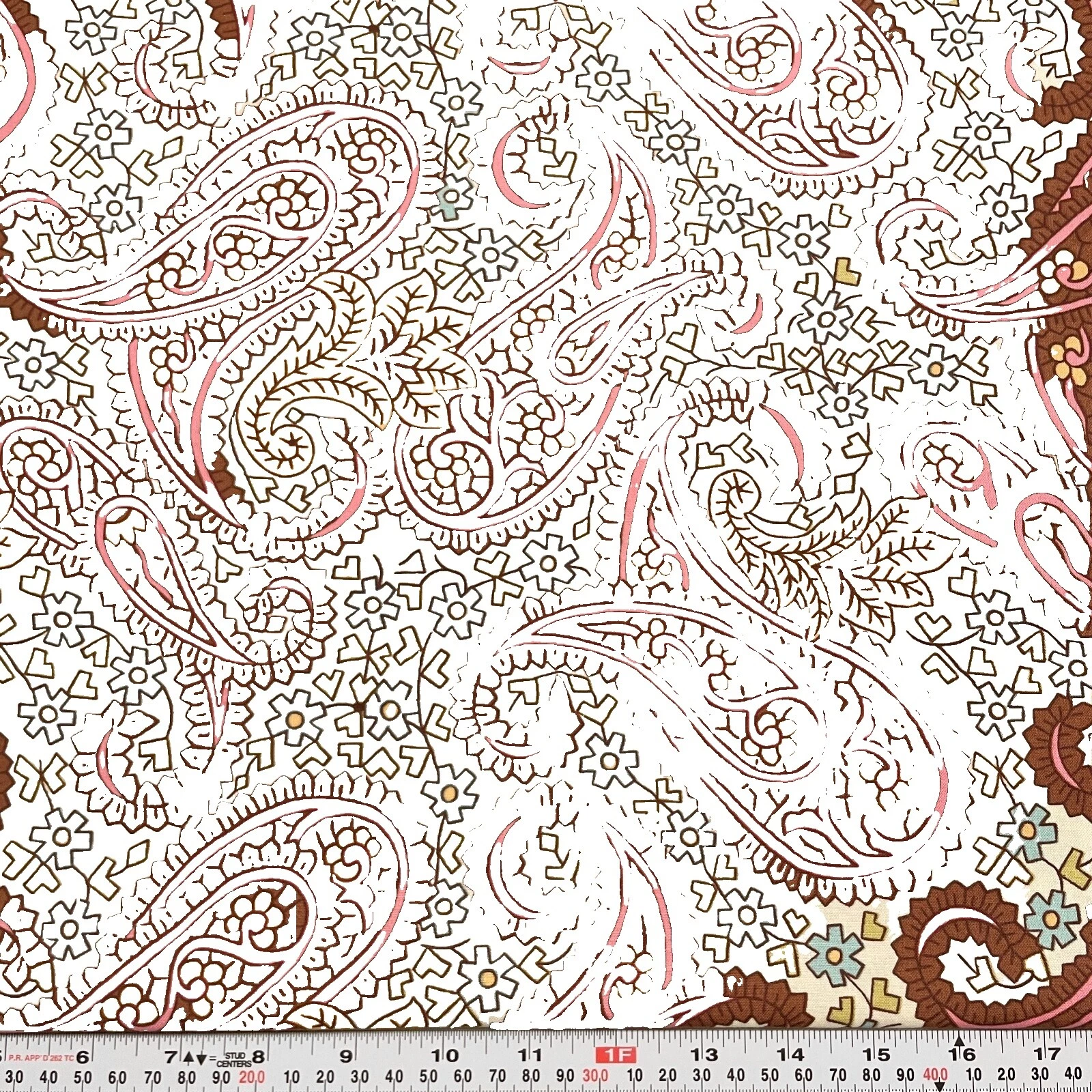 Tela de flores y plantas de Paisley FreeSpirit