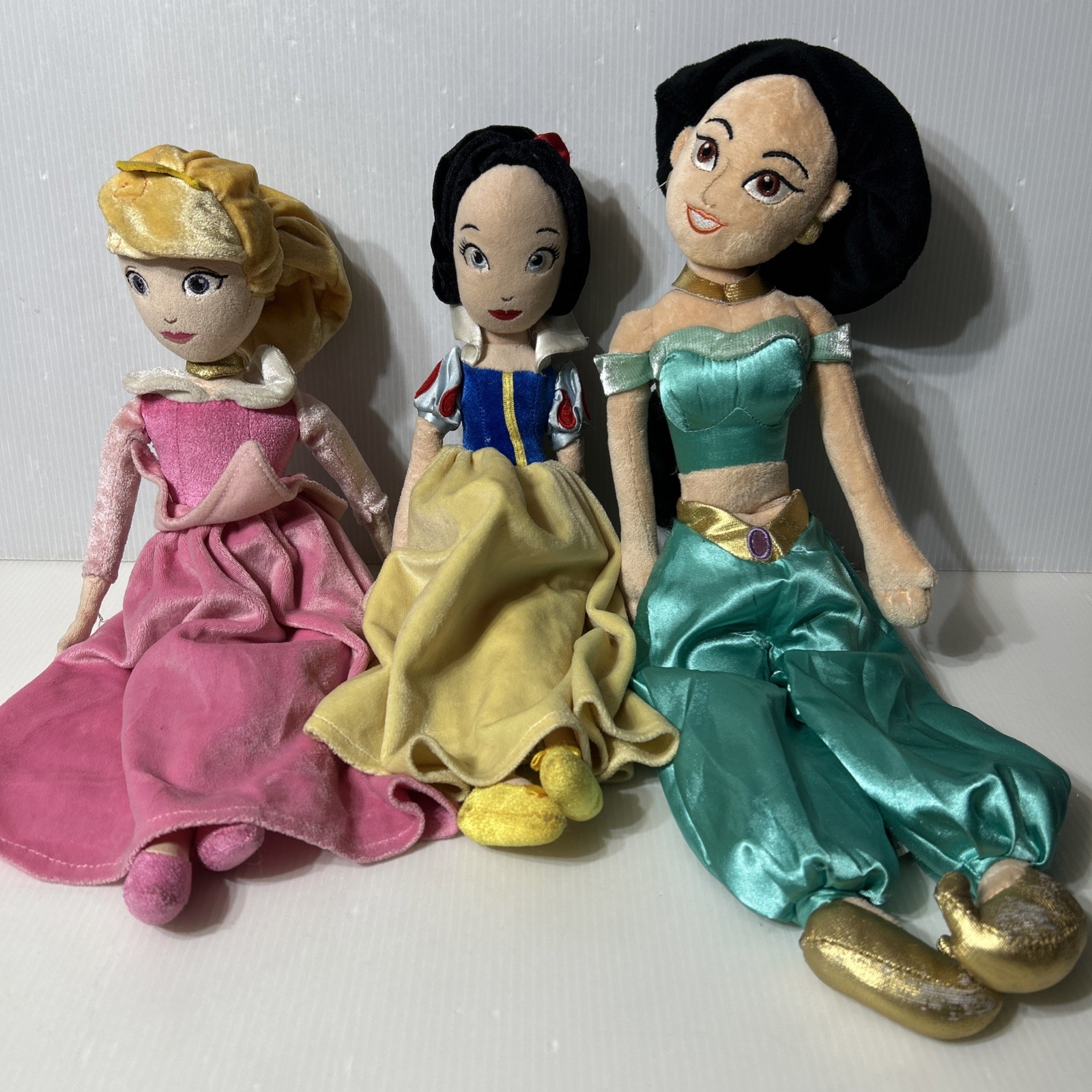 15-20&rdquo; Sleeping Beauty Jasmine Snow White