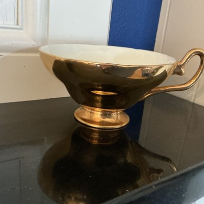Teetasse Tasse & Untertasse Taylor & Kent hellgrün Obst Birne Trauben Kirschen gold