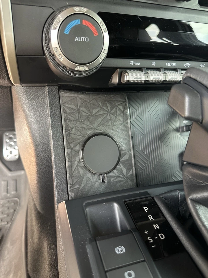 2024-2025 Toyota Tacoma   / 4Runner (Gen 6) Wireless Charging - CHARGER INCLUDED - Image 2 of 4