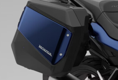 Naked City ボックスセット 2025 Genuine Honda NT1100 Pannier Panel Kit (Blue) 08L81-MKT-D00ZT