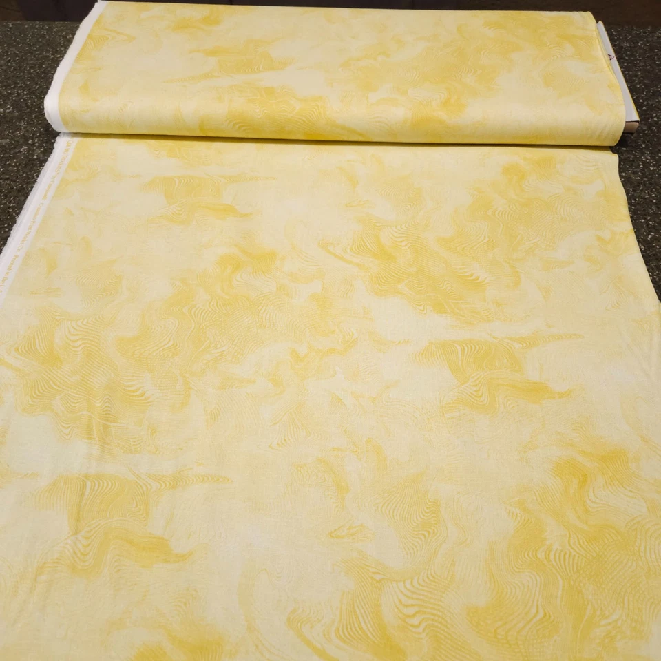 Liquidificador redemoinho amarelo Ghost Artists Liquid BTY Brian Evans Quilting Treasures - Imagem 3 de 3