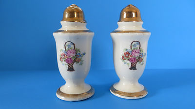 VTG Porcelain Salt & Pepper Shaker with a Basket on it