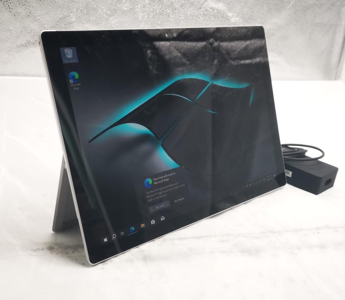 Microsoft Surface Pro 4 12in Silver 256GB 8GB i5-6300 2.40GHz | eBay