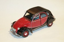  SOLID 1:18 METAL CAR CITROEN 2CV6 CHARLESTON 1982 RED AND BLACK S1805013
