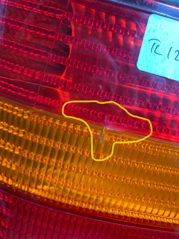 LÁMPARA LUZ TRASERA LADO CONDUCTOR VOLKSWAGEN GOLF HATCHABCK 5 PUERTAS MK4 A4 2002 Foto 4 de 4