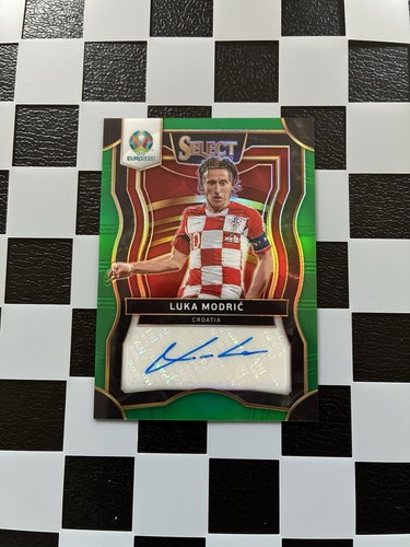 2020 Panini Select UEFA Euro Preview Signatures Luka Modric Green /17 Croatia