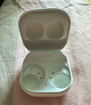 Samsung Galaxy Buds2 True Wireless In-Ear Bluetooth Kopfhörer weiß Ladecase