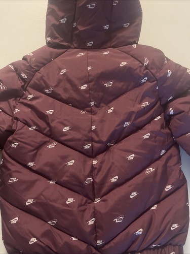 Nike Boys Size 7 Midweight Hooded Puffer Jacket Dark Red All Over Embroidered - Picture 2 of 5