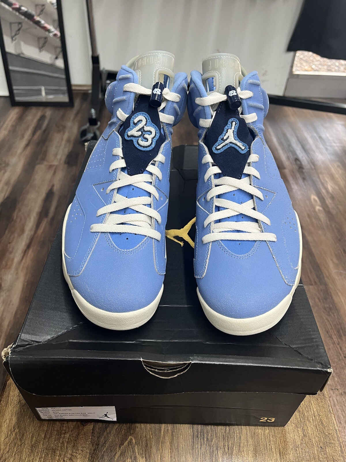 Nike Air Jordan VI 6 UNC size 12 New DS 2022 College PE Sample New image 2