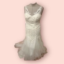 davids bridal wedding dress MK 3718