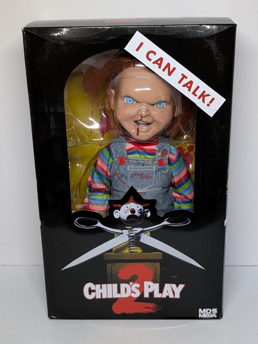 Mezco Toyz 78023 Childs Play 2 Talking Menacing Chucky Doll Figure