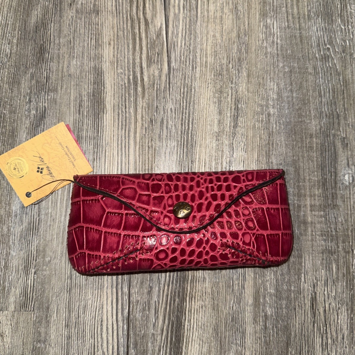 Patricia Nash Ardenza Leather Eyeglasses Case Magenta Croc - New w