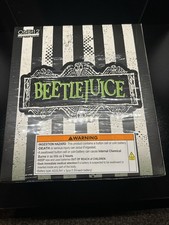 Mezco One:12 Collective 1/12 Action Figure Beetlejuice Deluxe Edition