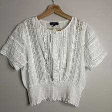 Ever After Women’s White Smocked Lace Embroidered Short Sleeved Shirt Sz Small