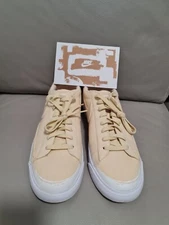 Nike Blazer Low Canvas SB "NYC Edition"  size 10 Mens