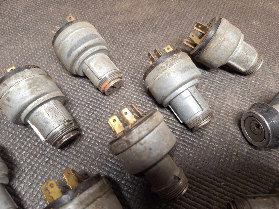 HUGE LOT 1960's MOPAR Ignition Tumblers eBay