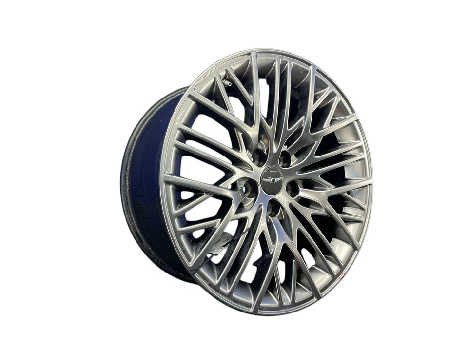 2020 2021 2022 GENESIS G90 19X9.5 EXPOSED 15 Y SPOKE WHEEL RIM *LIGHT CURB RASH* - Image 4 of 4