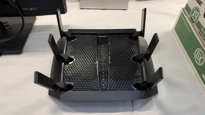 NETGEAR Nighthawk X6 R8000 AC3200 Tri-Band WiFi Router Gigabit 4-Port Tested