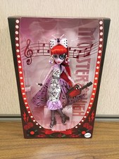 New Monster High Outta Fright Operetta Doll